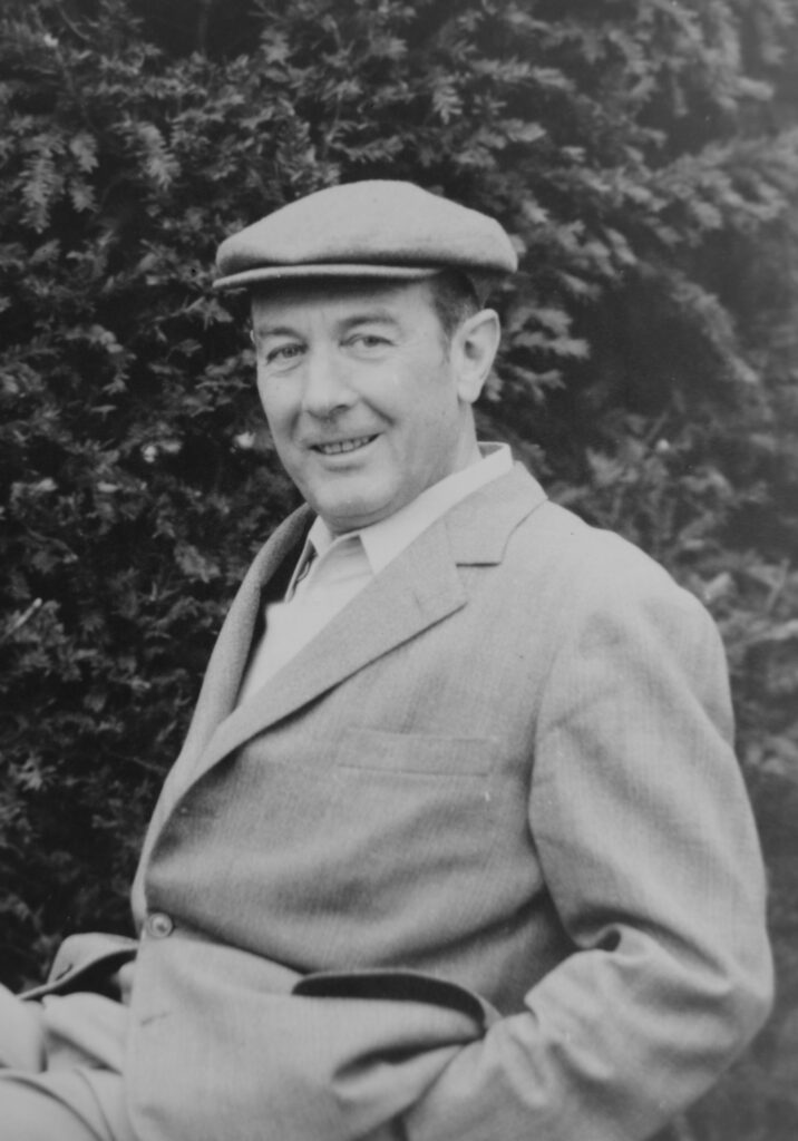 Portrait de Jean Auchatraire - Créateur circuit de Charade - Louis Rosier - Livre automobile - La Légende Charade - Livre circuit Charade - Histoire circuit Charade -